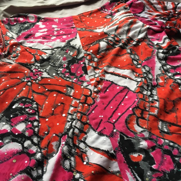 NEW🌸DOTS Single Sleeve Embellished Blouse {L/0X} - Picture 7 of 8